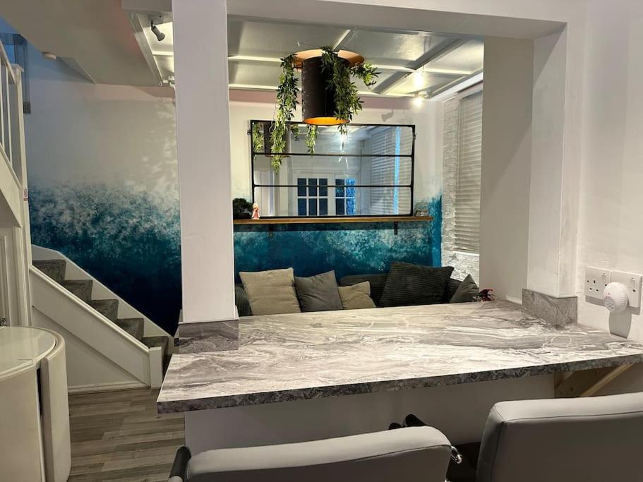 Quirky Town Centre Hideaway Villa Лемингтън Спа Екстериор снимка